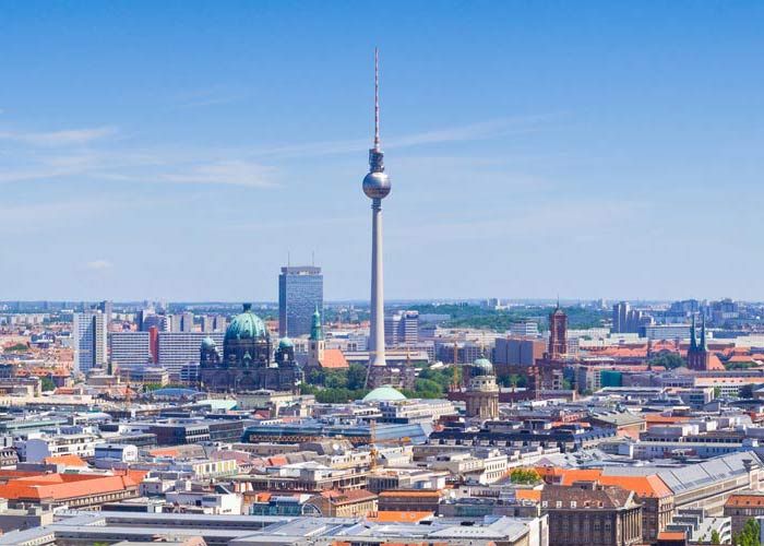 Berliner Skyline mit Fernsehturm